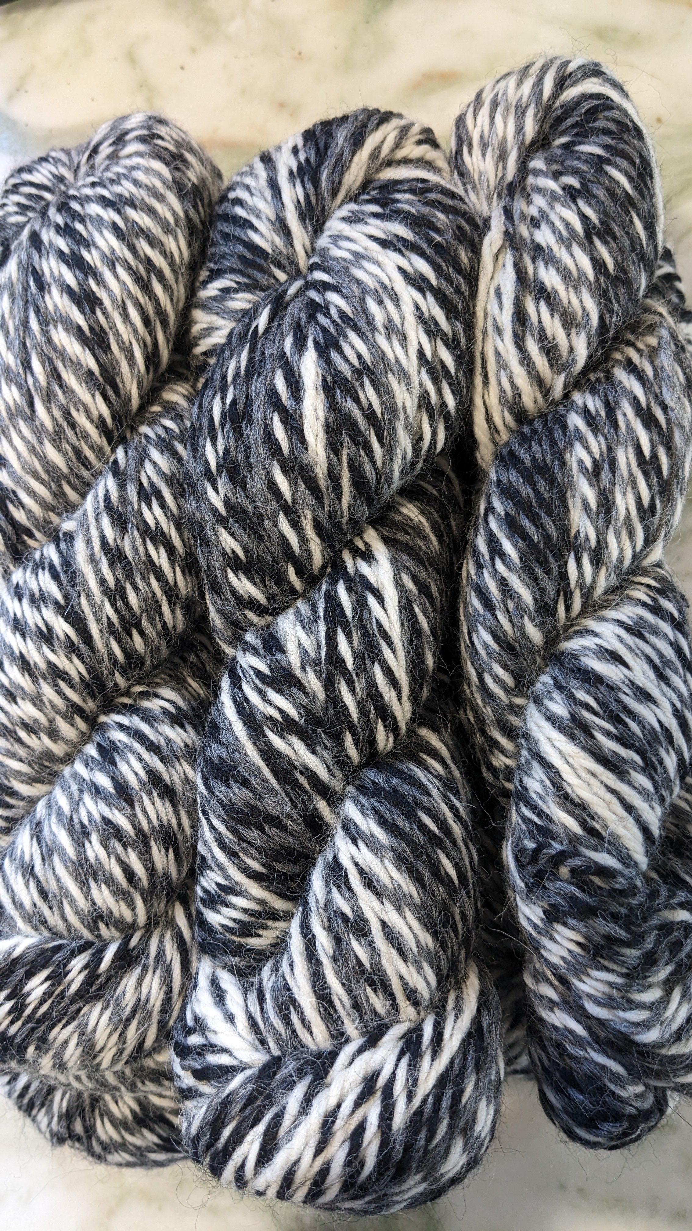100% Alpaca Yarn - Black and White Mix